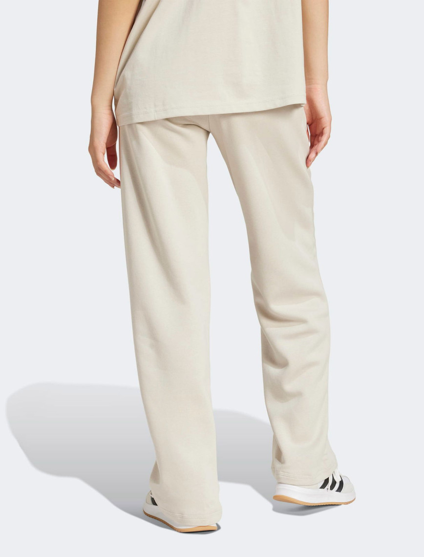 adidas Essentials Small Logo Feel Cozy Open Hem Kadın Bej Eşofman Altı adidas Essentials Small Logo Feel Cozy Open Hem Kadın Bej Eşofman Altı