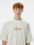 Converse Star Chevron Baskılı Erkek Oversize Fit Krem T-Shirt Converse Star Chevron Baskılı Erkek Oversize Fit Krem T-Shirt
