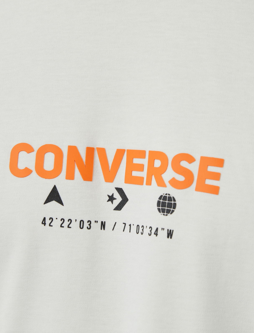 Converse Star Chevron Baskılı Erkek Oversize Fit Krem T-Shirt Converse Star Chevron Baskılı Erkek Oversize Fit Krem T-Shirt