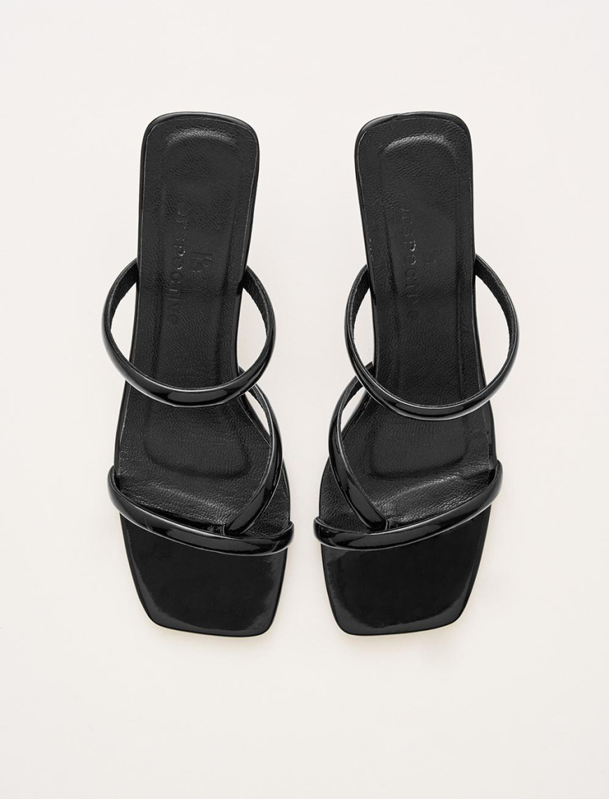 Siyah Renk Terlik 0003 Siyah Renk Terlik 0003