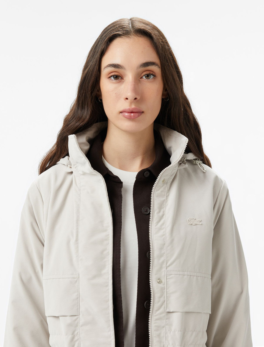 Lacoste Kadın Kapüşonlu Beyaz Mont Lacoste Kadın Kapüşonlu Beyaz Mont