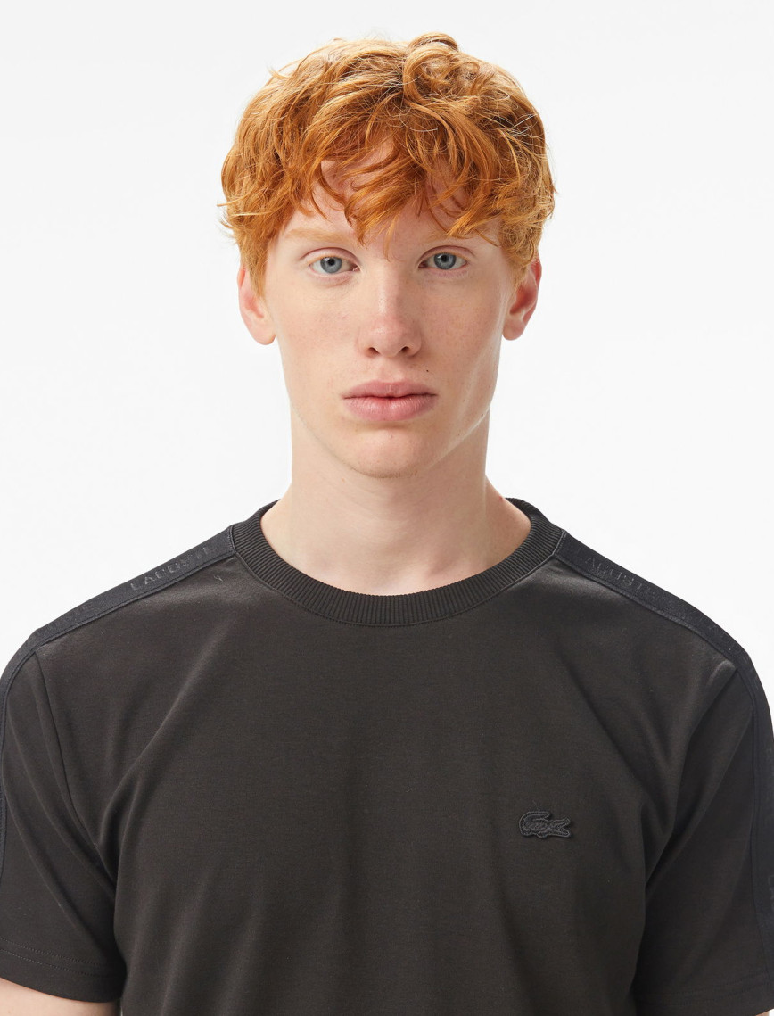 Lacoste Erkek Oversize Fit Bisiklet Yaka Siyah T-Shirt Lacoste Erkek Oversize Fit Bisiklet Yaka Siyah T-Shirt