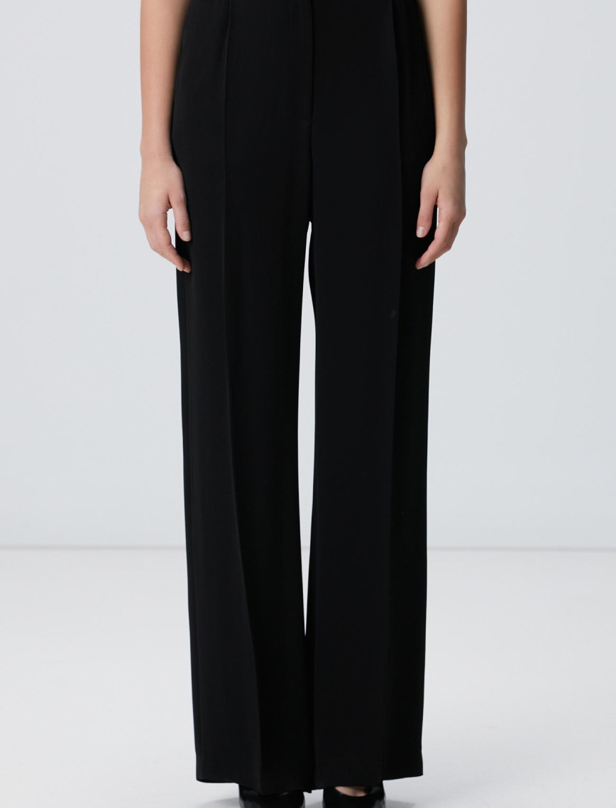 Network Kadın Siyah Pileli Pantolon Network Kadın Siyah Pileli Pantolon