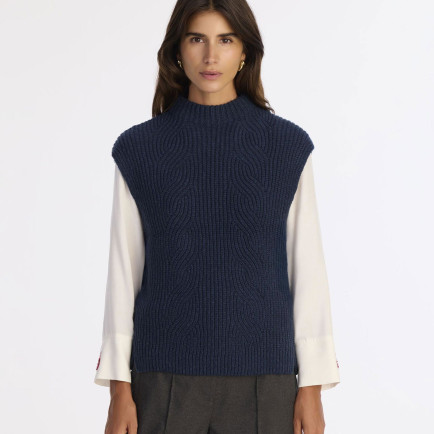 YARGICI Regular Yarım Balıkçı Yaka Kolsuz Kazak YARGICI Regular Yarım Balıkçı Yaka Kolsuz Kazak