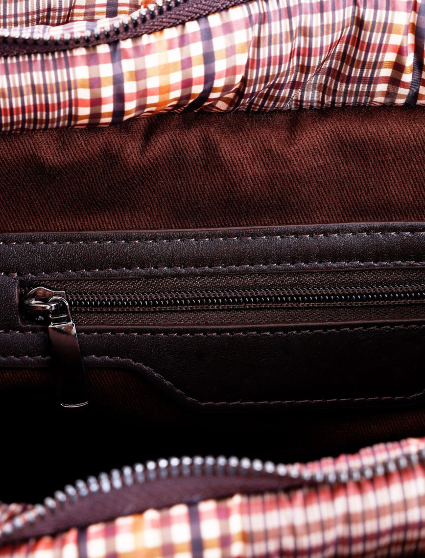 YARGICI Ekose Desenli Kapitone Kumaş Omuz Çantası YARGICI Ekose Desenli Kapitone Kumaş Omuz Çantası