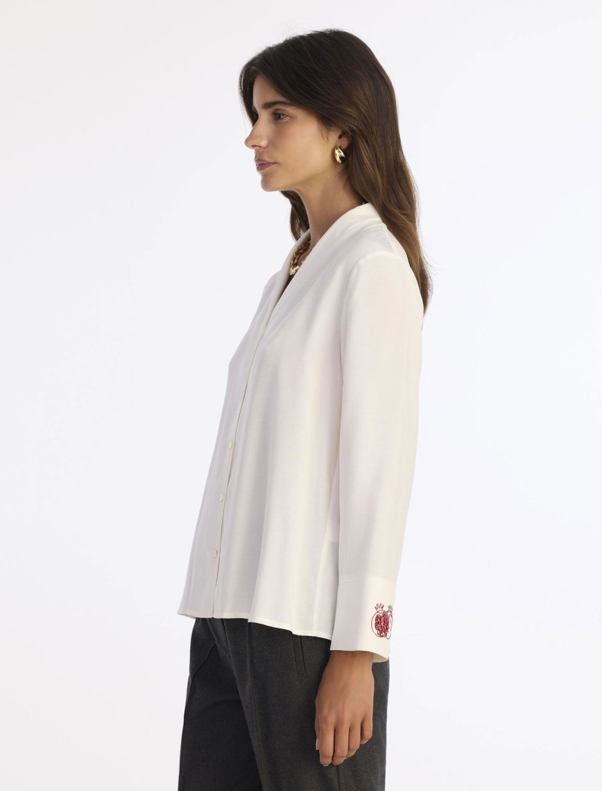 YARGICI Geniş Şal Yaka Uzun Kol Gömlek YARGICI Geniş Şal Yaka Uzun Kol Gömlek