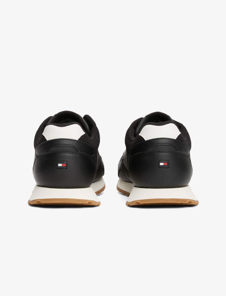 Tommy Hilfiger New Runner Eva Leather Essential Erkek Siyah Sneaker Tommy Hilfiger New Runner Eva Leather Essential Erkek Siyah Sneaker