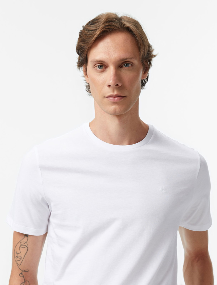 Calvin Klein Smooth Cotton Solid Erkek Beyaz T-Shirt Calvin Klein Smooth Cotton Solid Erkek Beyaz T-Shirt