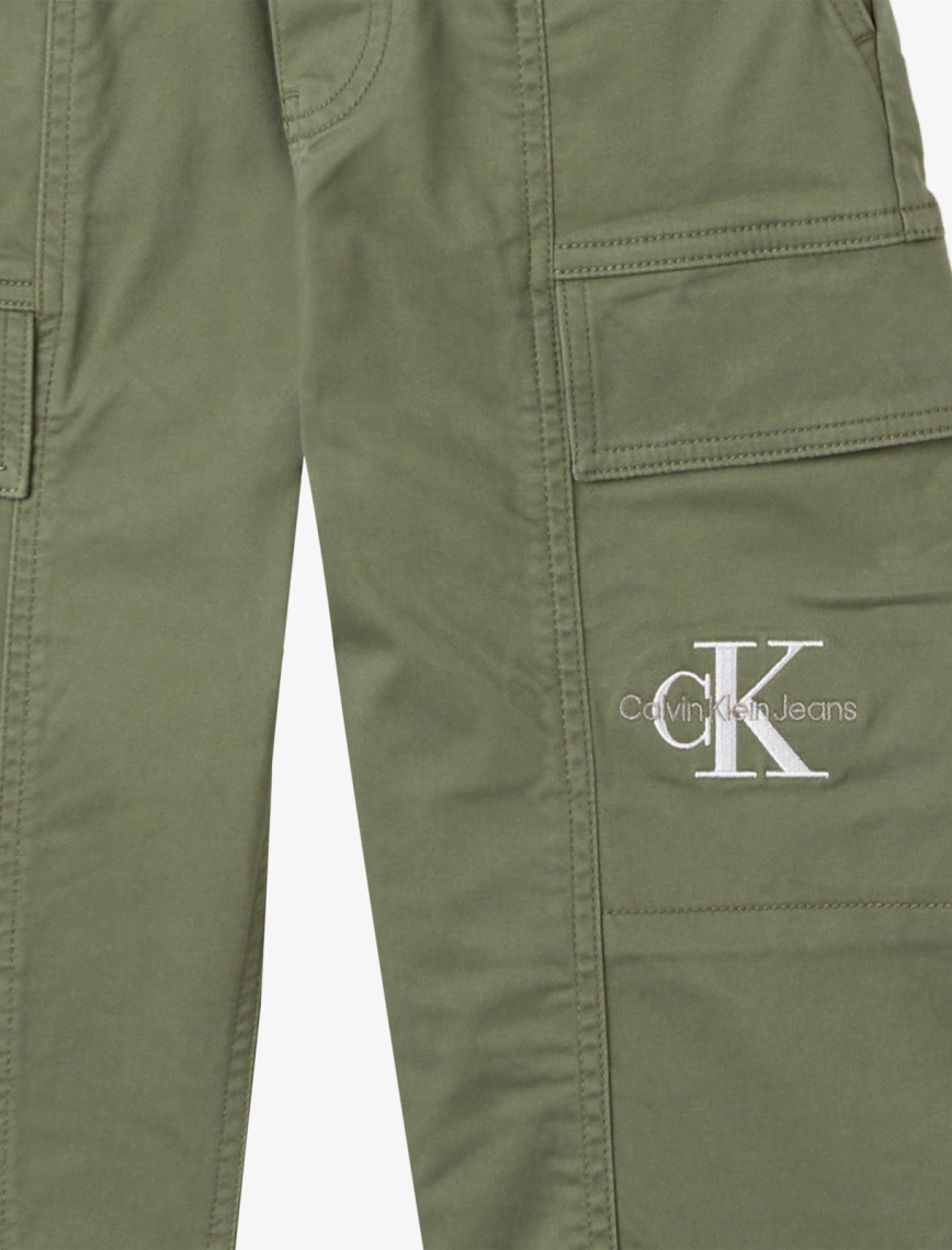 Calvin Klein Çocuk Yeşil Pantolon Calvin Klein Çocuk Yeşil Pantolon