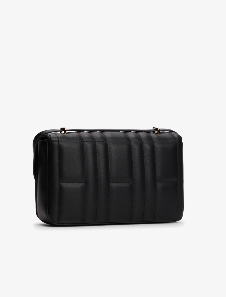 Tommy Hilfiger Feminine Kadın Siyah Çapraz Çanta Tommy Hilfiger Feminine Kadın Siyah Çapraz Çanta