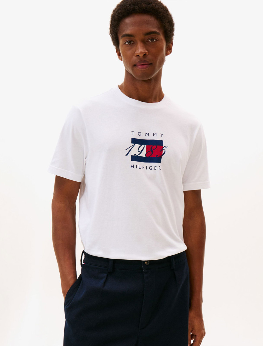 Tommy Hilfiger Linear Flag Graphic Erkek Siyah T-Shirt
