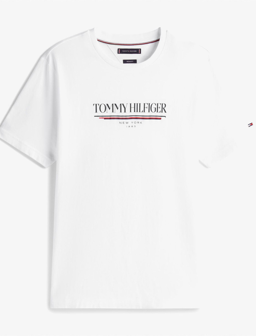 Tommy Hilfiger Brand Love Erkek Beyaz T-Shirt Tommy Hilfiger Brand Love Erkek Beyaz T-Shirt