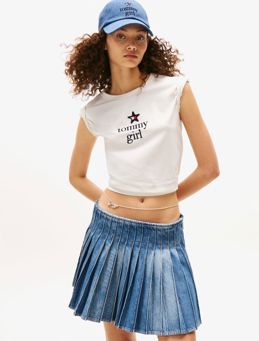 Tommy Hilfiger Graphic Çocuk Beyaz T-Shirt Tommy Hilfiger Graphic Çocuk Beyaz T-Shirt