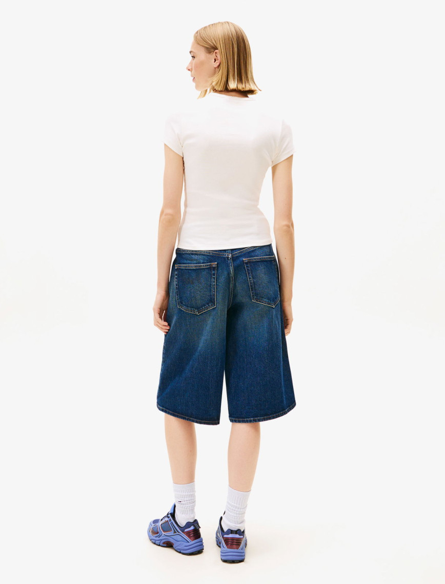 Tommy Jeans Slim Rose Kadın Beyaz T-Shirt Tommy Jeans Slim Rose Kadın Beyaz T-Shirt