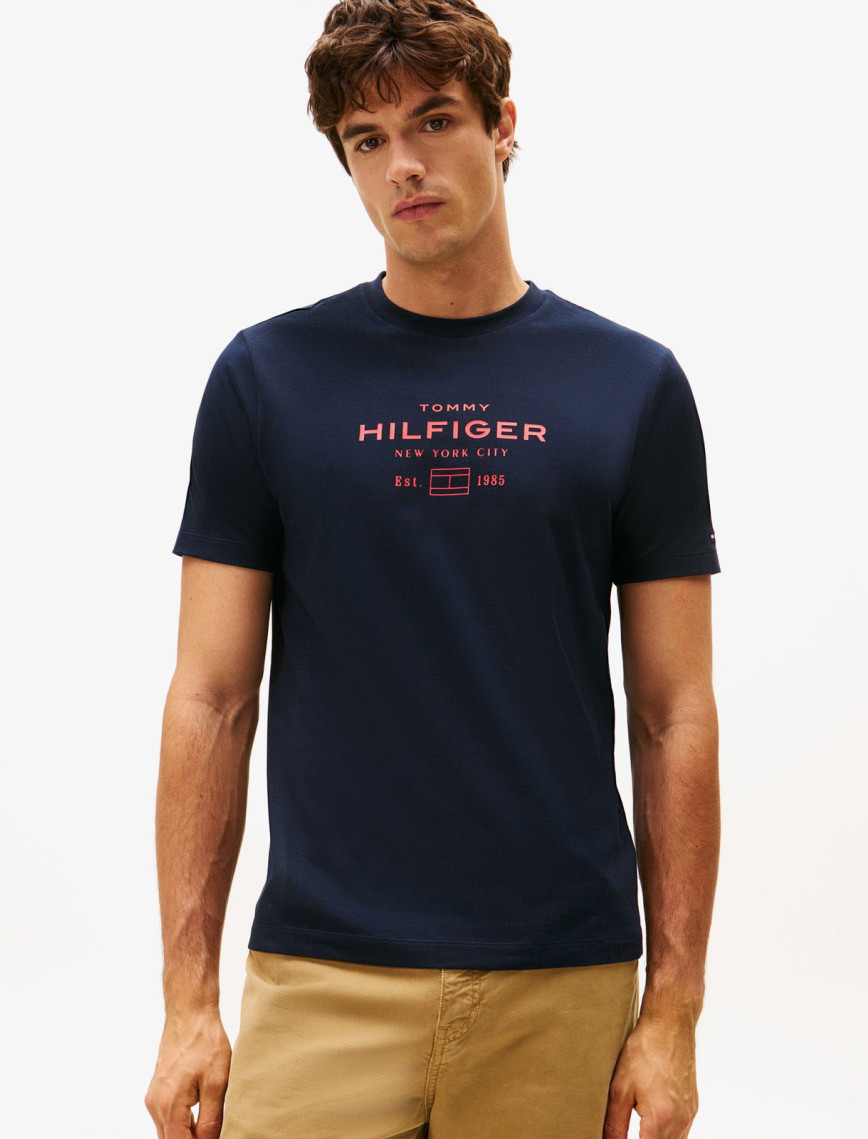 Tommy Hilfiger Stack Graphic Erkek Mavi T-Shirt Tommy Hilfiger Stack Graphic Erkek Mavi T-Shirt