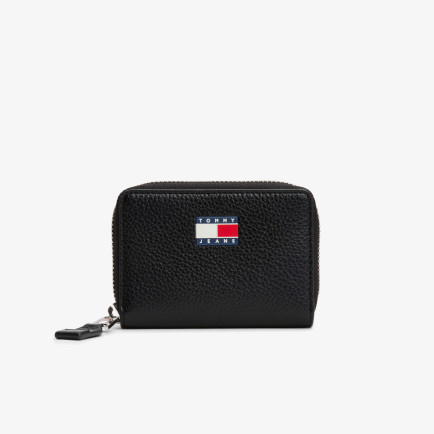 Tommy Jeans Must Small Kadın Siyah Cüzdan Tommy Jeans Must Small Kadın Siyah Cüzdan