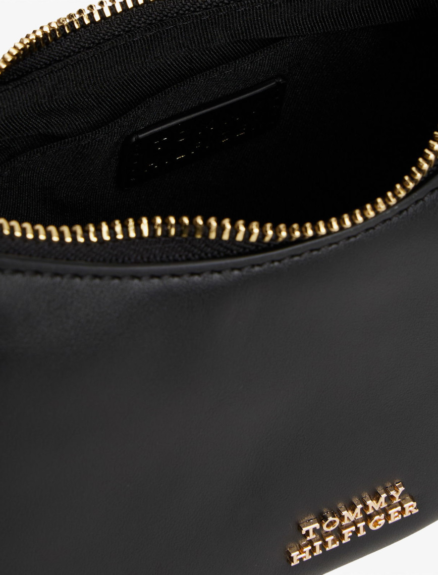 Tommy Hilfiger Moon Leather Mini Kadın Siyah Çapraz Çanta Tommy Hilfiger Moon Leather Mini Kadın Siyah Çapraz Çanta