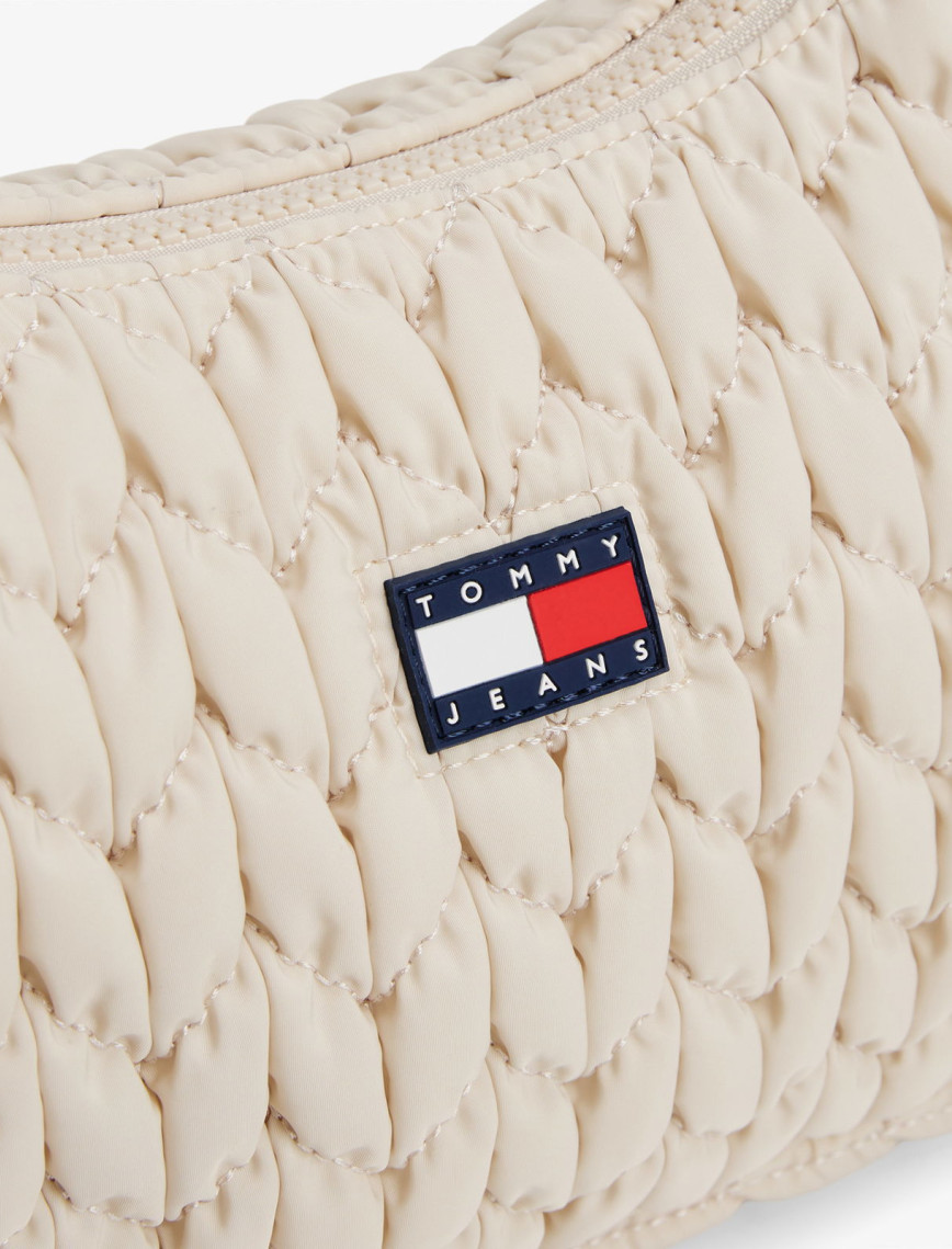 Tommy Jeans Urban X-Body Quilted Kadın Bej Omuz Çantası Tommy Jeans Urban X-Body Quilted Kadın Bej Omuz Çantası