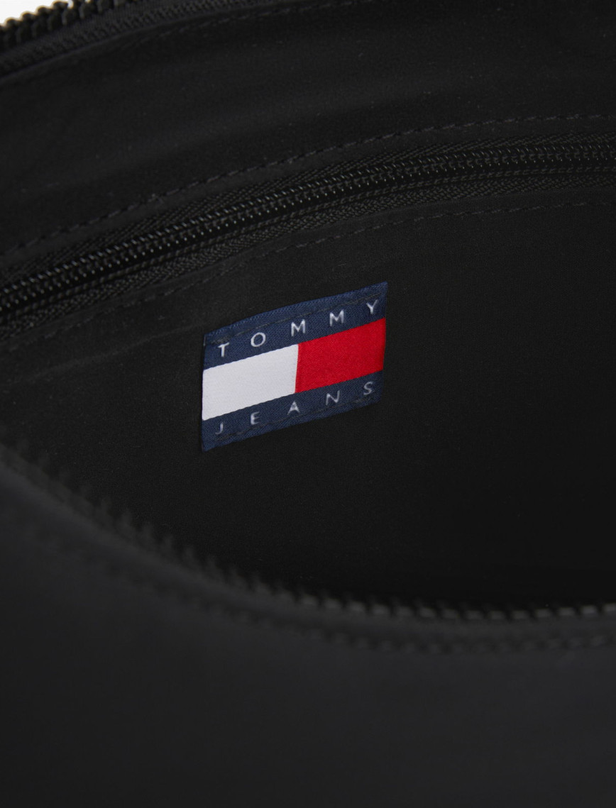 Tommy Jeans Urban X-Body Kadın Siyah Omuz Çantası Tommy Jeans Urban X-Body Kadın Siyah Omuz Çantası