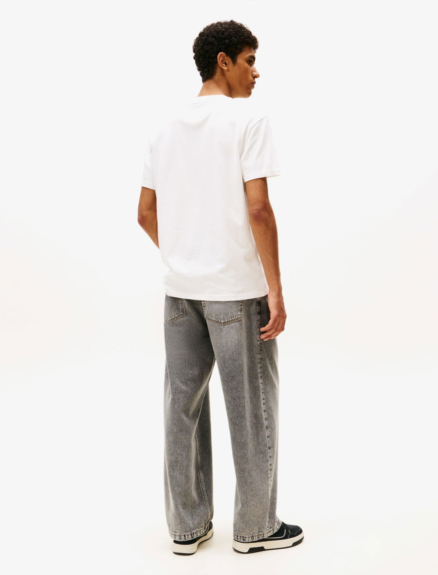 Tommy Jeans Regular Photo Flag Erkek Beyaz T-Shirt Tommy Jeans Regular Photo Flag Erkek Beyaz T-Shirt