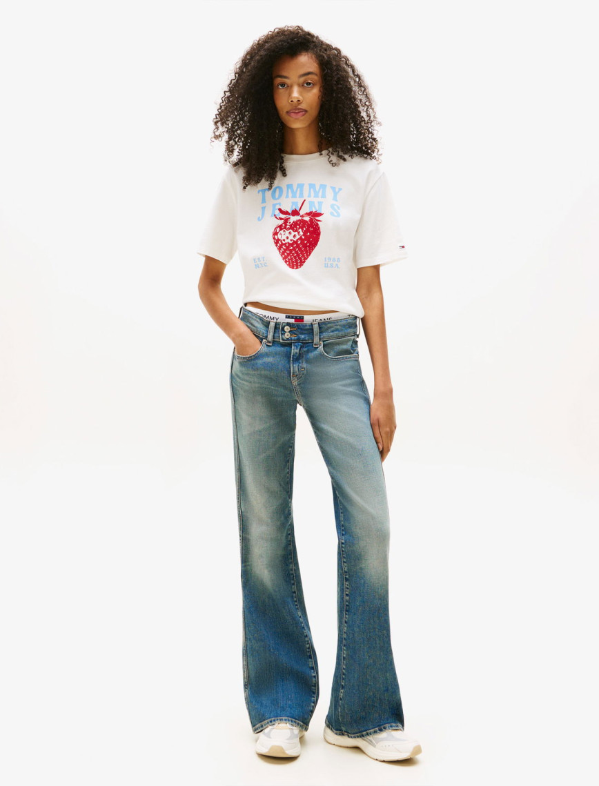 Tommy Jeans Relax Strawberry Kadın Beyaz T-Shirt Tommy Jeans Relax Strawberry Kadın Beyaz T-Shirt