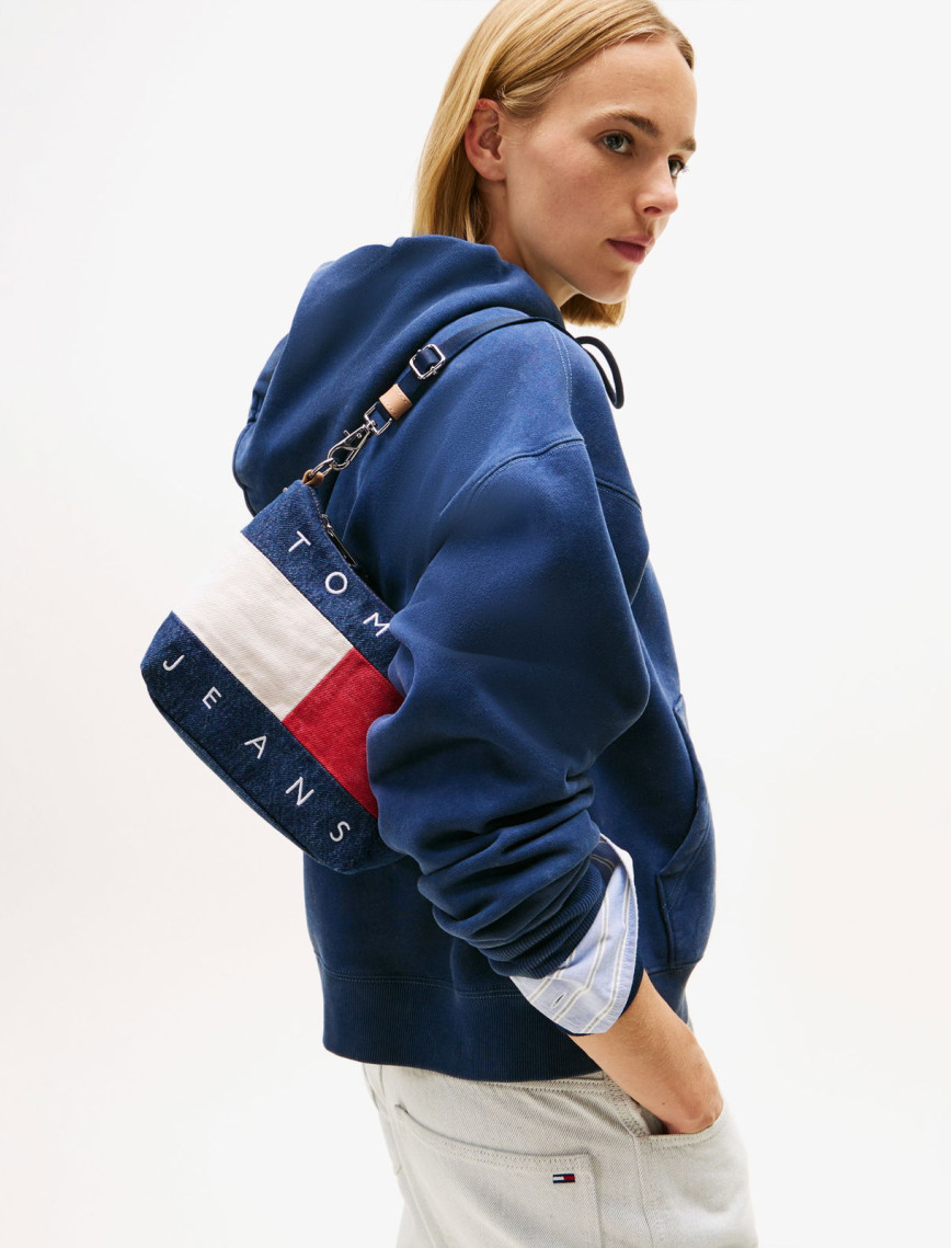 Tommy Jeans Archive Denim Kadın Mavi Omuz Çantası Tommy Jeans Archive Denim Kadın Mavi Omuz Çantası