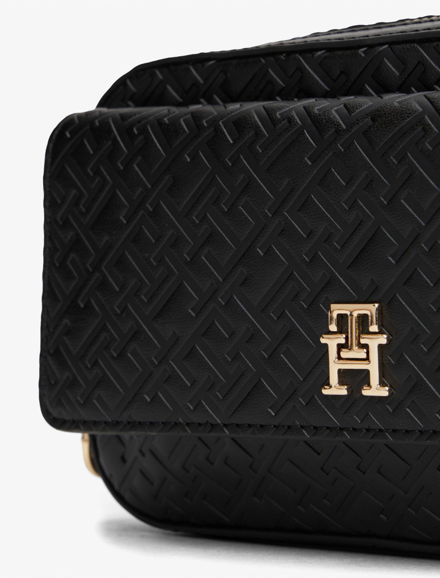 Tommy Hilfiger Icon Mono Kadın Siyah Çapraz Çanta Tommy Hilfiger Icon Mono Kadın Siyah Çapraz Çanta