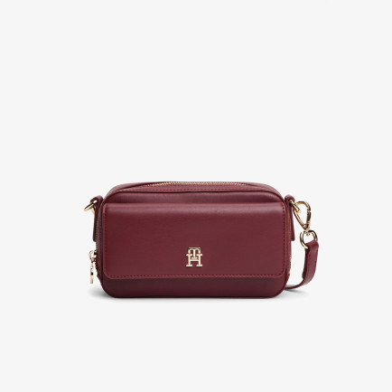 Tommy Hilfiger Icon Kadın Mor Çapraz Çanta Tommy Hilfiger Icon Kadın Mor Çapraz Çanta