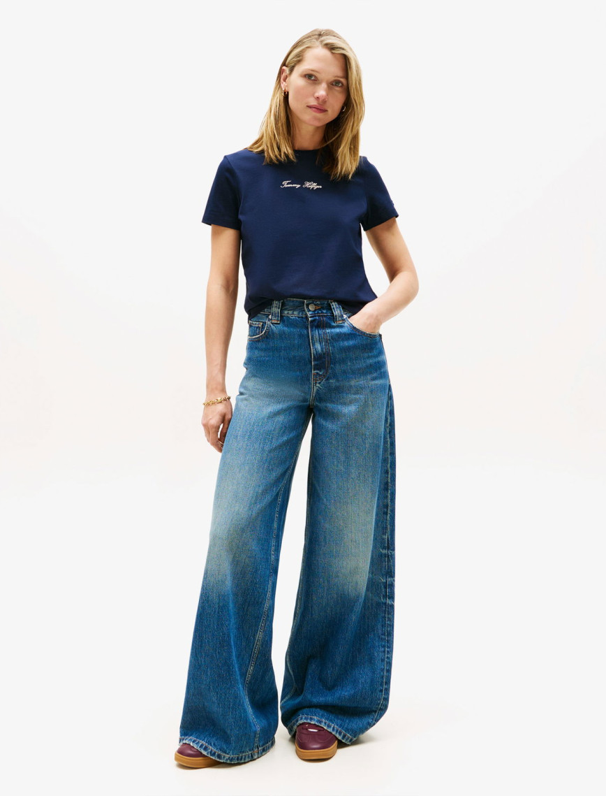 Tommy Hilfiger Classic Script Regular Kadın Mavi T-Shirt Tommy Hilfiger Classic Script Regular Kadın Mavi T-Shirt