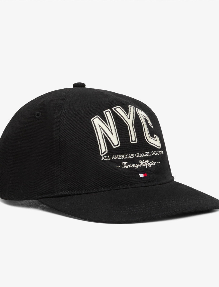 Tommy Hilfiger Flag Seasonal 5 Panel Erkek Siyah Şapka Tommy Hilfiger Flag Seasonal 5 Panel Erkek Siyah Şapka