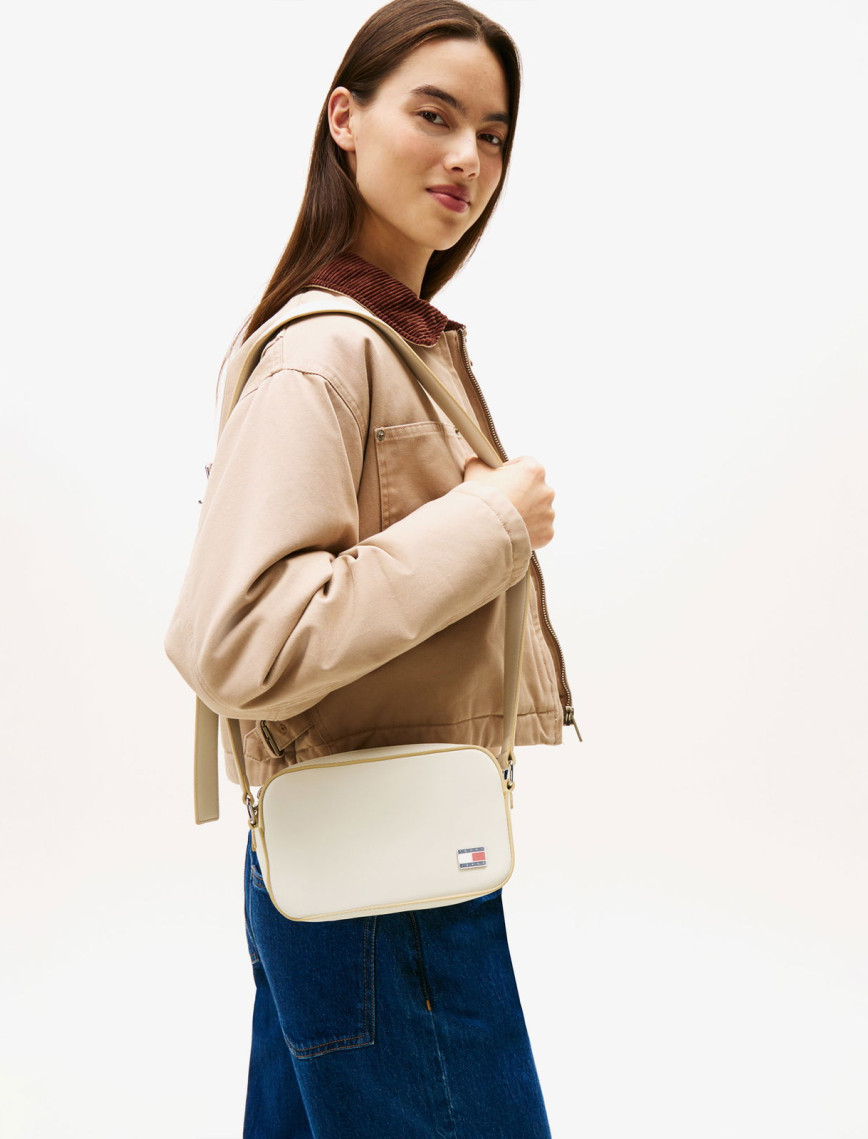 Tommy Jeans Cool Kadın Bej Çapraz Çanta Tommy Jeans Cool Kadın Bej Çapraz Çanta