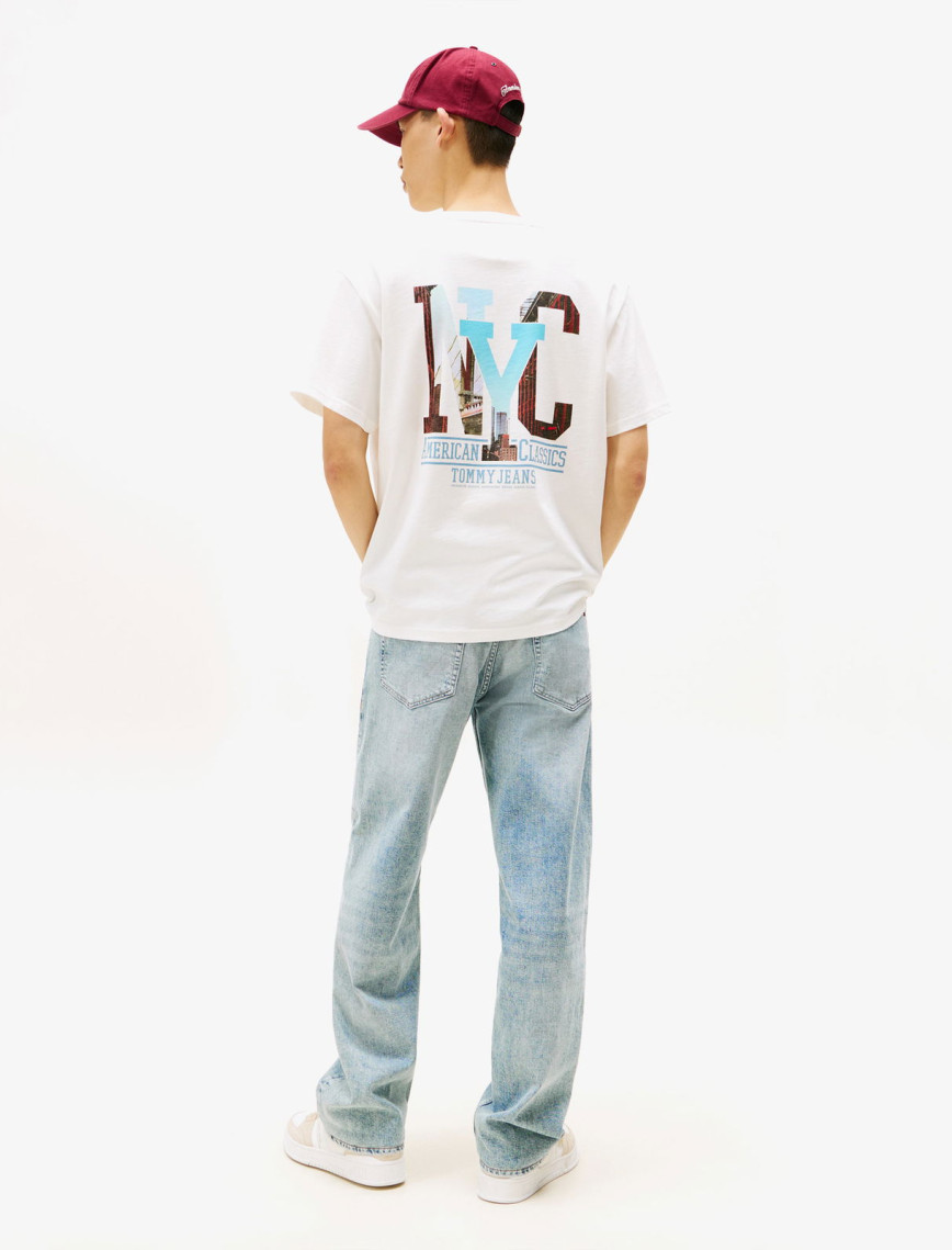 Tommy Jeans Relax Novelty Graphic Erkek Beyaz T-Shirt Tommy Jeans Relax Novelty Graphic Erkek Beyaz T-Shirt