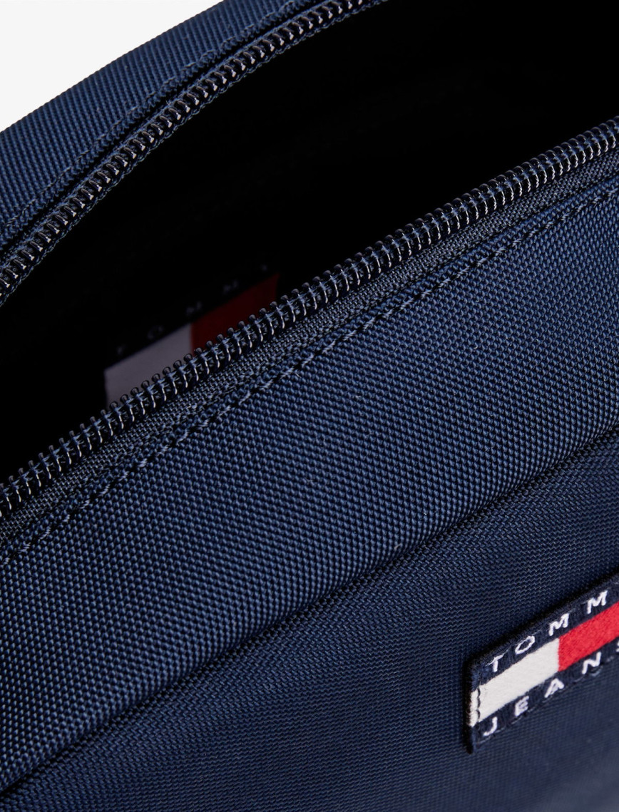 Tommy Jeans Daily Kadın Mavi Çapraz Çanta Tommy Jeans Daily Kadın Mavi Çapraz Çanta