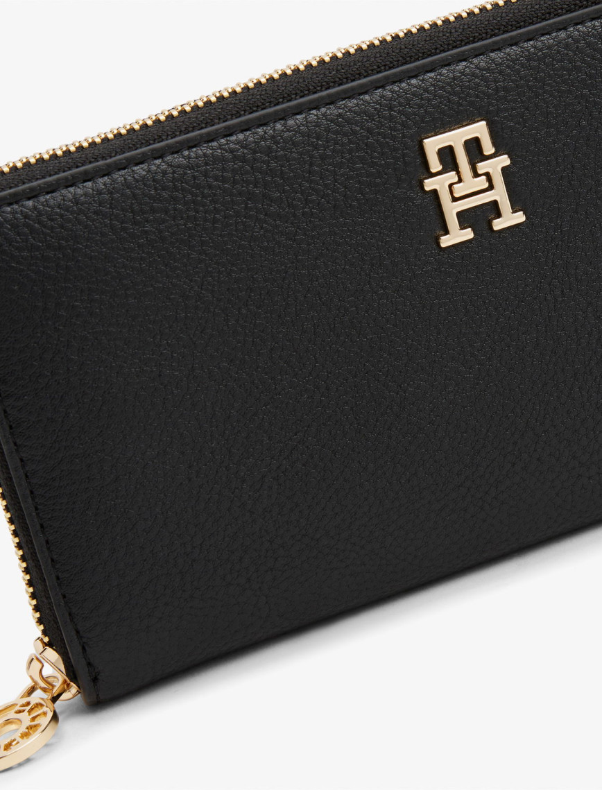 Tommy Hilfiger Distinct Kadın Siyah Cüzdan Tommy Hilfiger Distinct Kadın Siyah Cüzdan