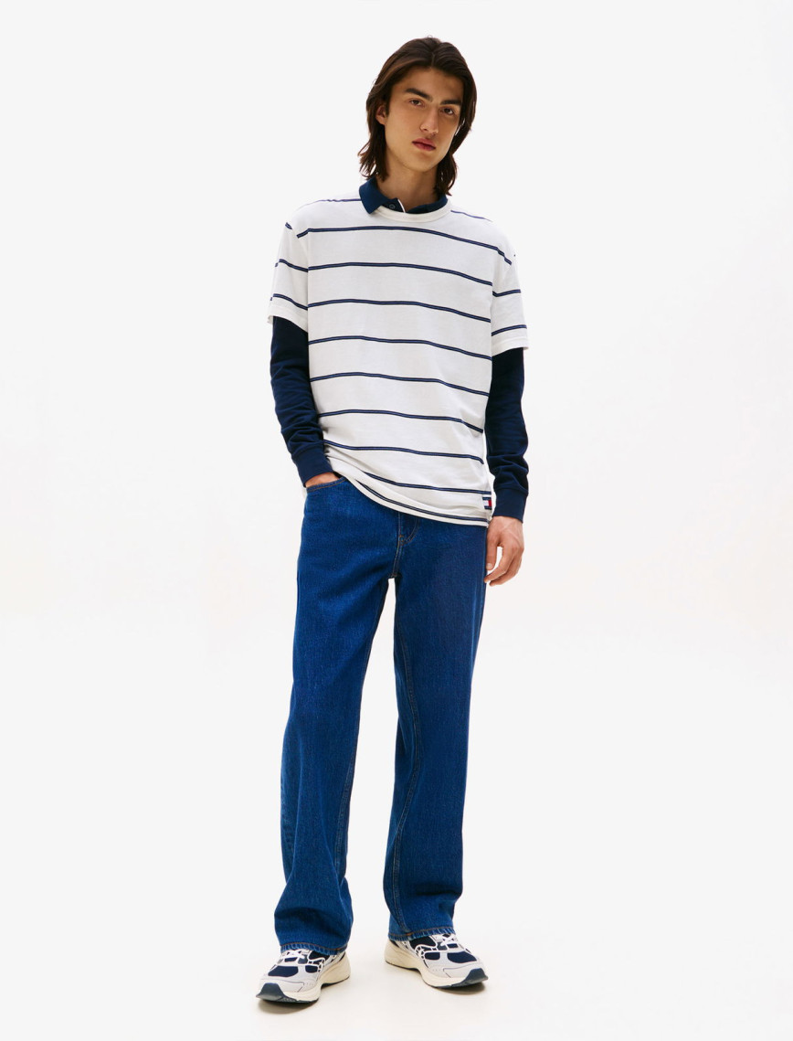 Tommy Jeans Regular Textured Stripe Erkek Beyaz T-Shirt Tommy Jeans Regular Textured Stripe Erkek Beyaz T-Shirt