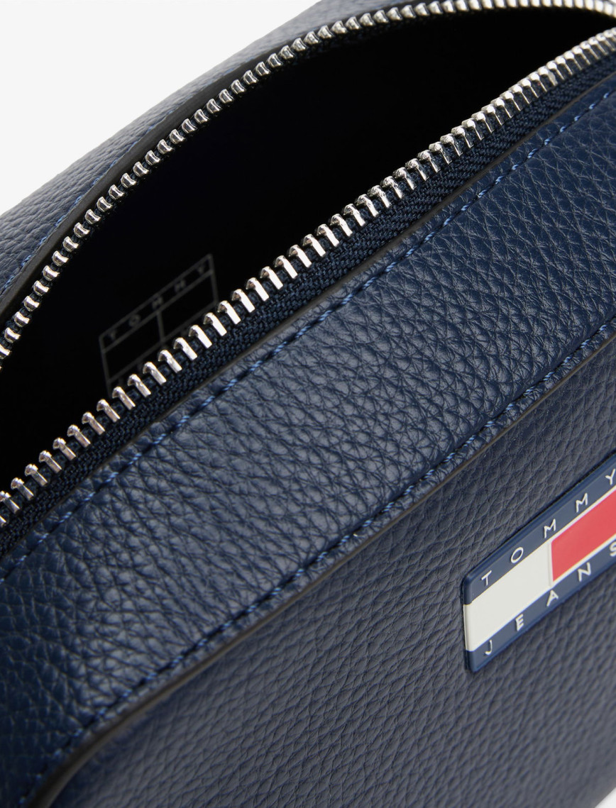 Tommy Jeans Must Kadın Mavi Çapraz Çanta Tommy Jeans Must Kadın Mavi Çapraz Çanta