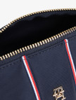 Tommy Hilfiger Icon Nylon Corp Kadın Mavi Makyaj Çantası Tommy Hilfiger Icon Nylon Corp Kadın Mavi Makyaj Çantası