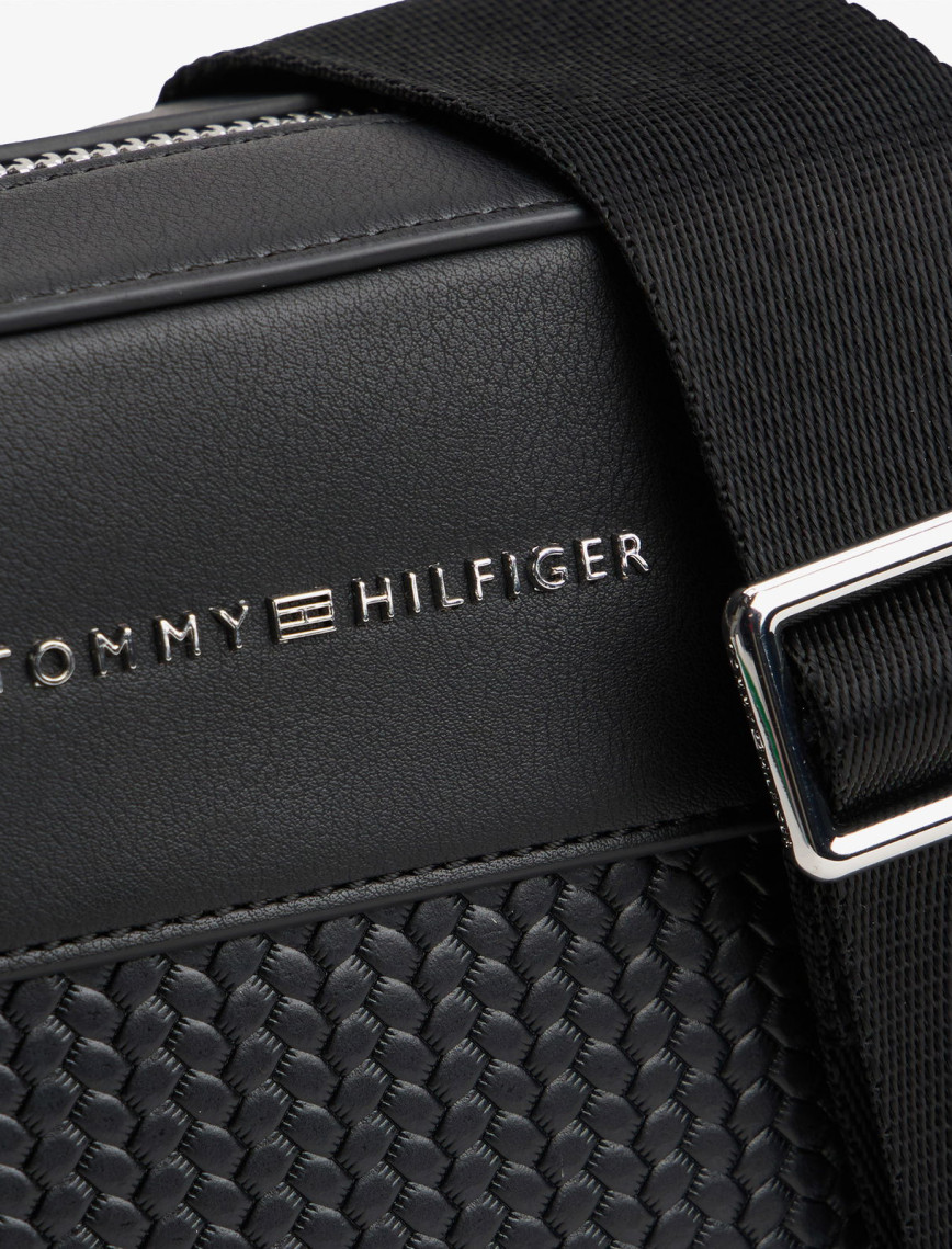 Tommy Hilfiger Woven Mini Reporter Erkek Siyah Çapraz Çanta Tommy Hilfiger Woven Mini Reporter Erkek Siyah Çapraz Çanta