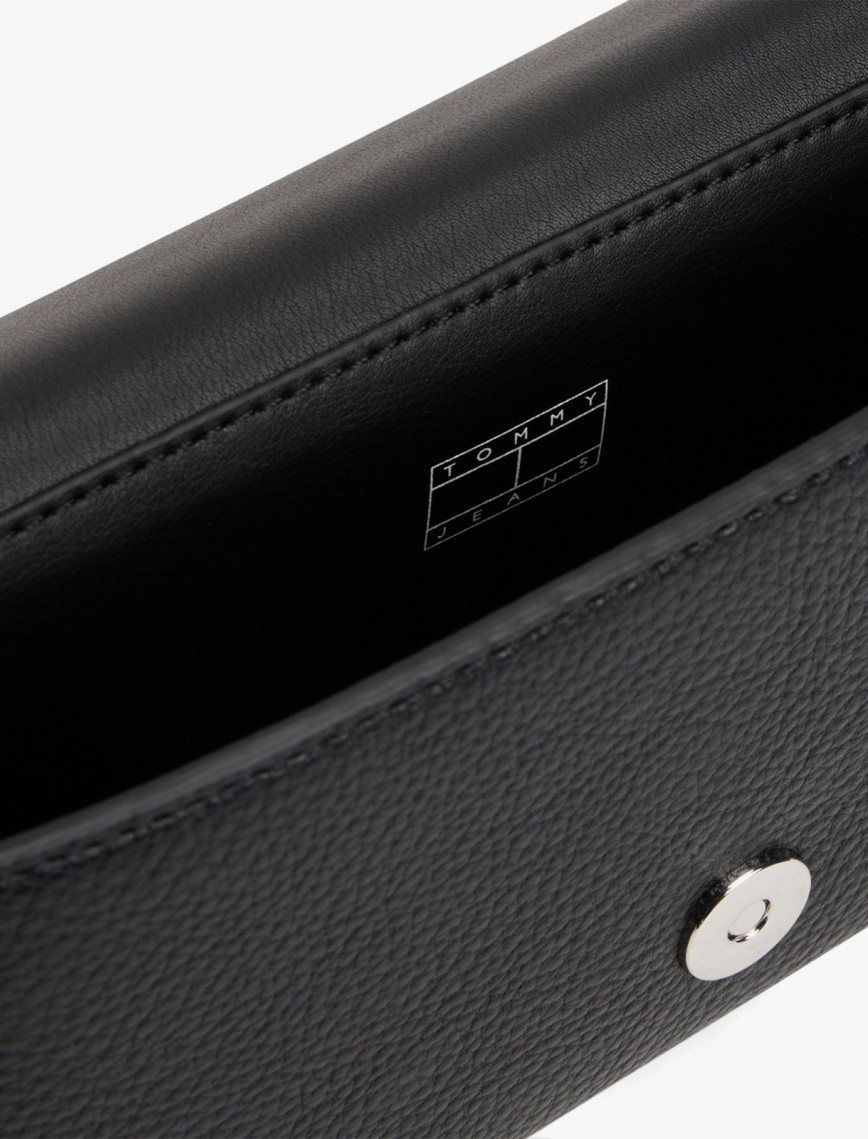 Tommy Jeans Must Flap Kadın Siyah Çapraz Çanta Tommy Jeans Must Flap Kadın Siyah Çapraz Çanta