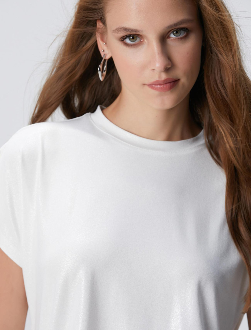 Network Kadın Kırık Beyaz Basic T-shirt Network Kadın Kırık Beyaz Basic T-shirt