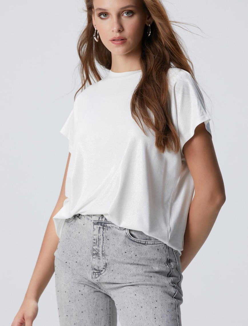 Network Kadın Kırık Beyaz Basic T-shirt Network Kadın Kırık Beyaz Basic T-shirt