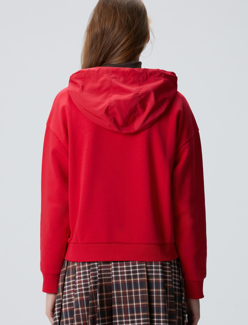 Network Kadın Kırmızı Nakış Detaylı Sweatshirt Network Kadın Kırmızı Nakış Detaylı Sweatshirt