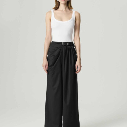 Çift Tokalı Kemer Detaylı Pantolon Çift Tokalı Kemer Detaylı Pantolon