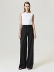 Elastik Bel ve Bağcık Detaylı Pantolon Elastik Bel ve Bağcık Detaylı Pantolon