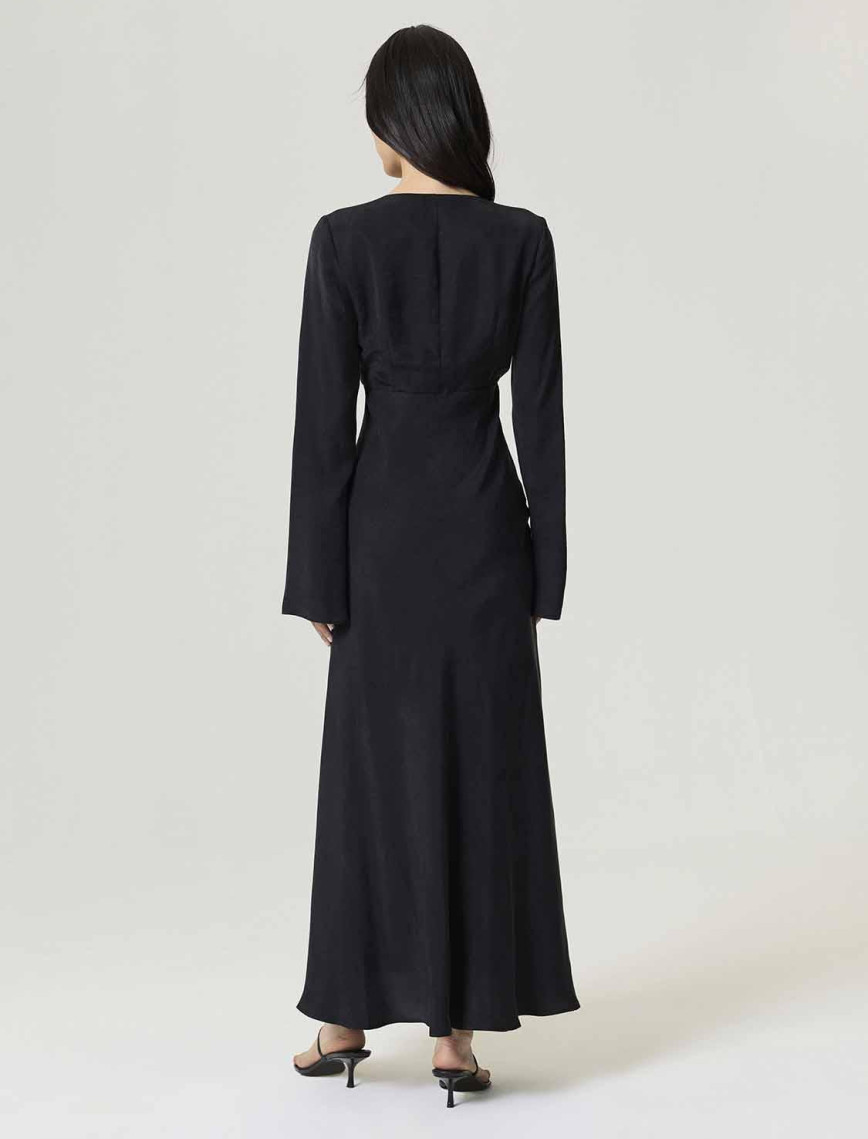 Kristal Düğme Aksesuarlı Maxi Elbise