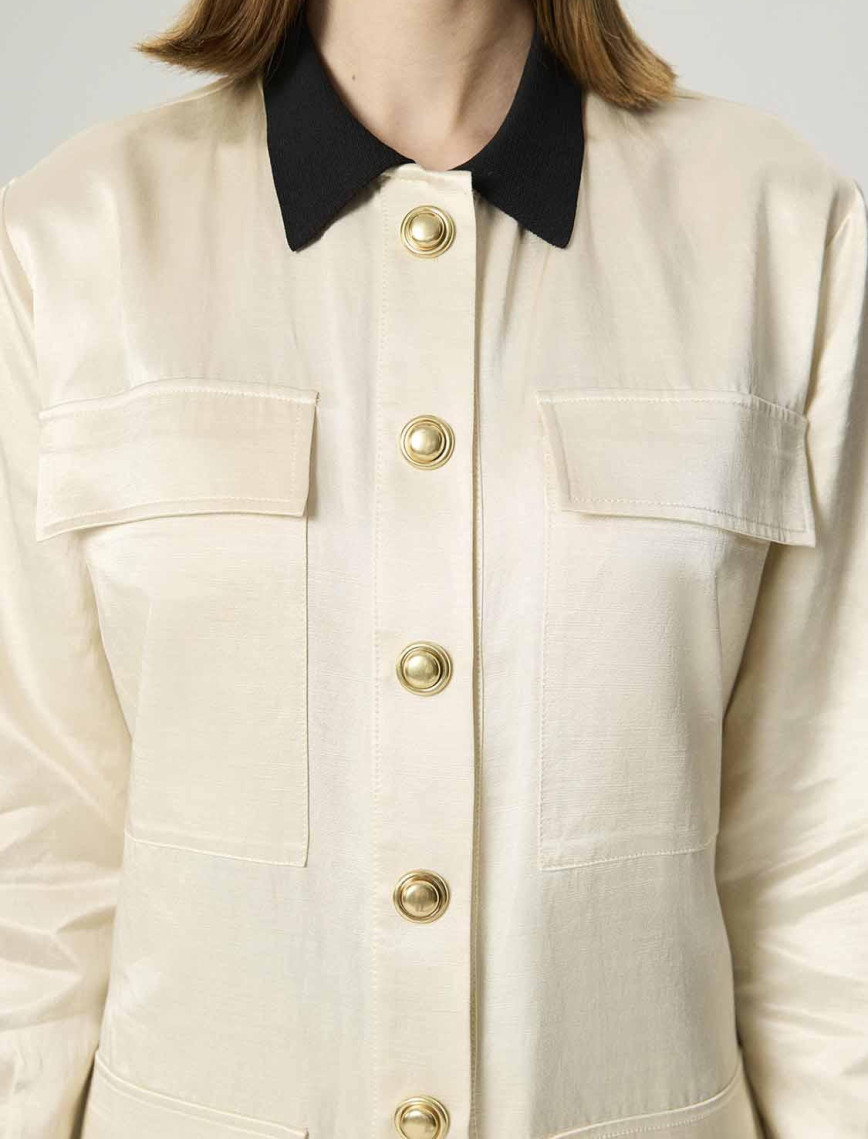 Gold Düğme Aksesuarlı Ceket Gold Düğme Aksesuarlı Ceket