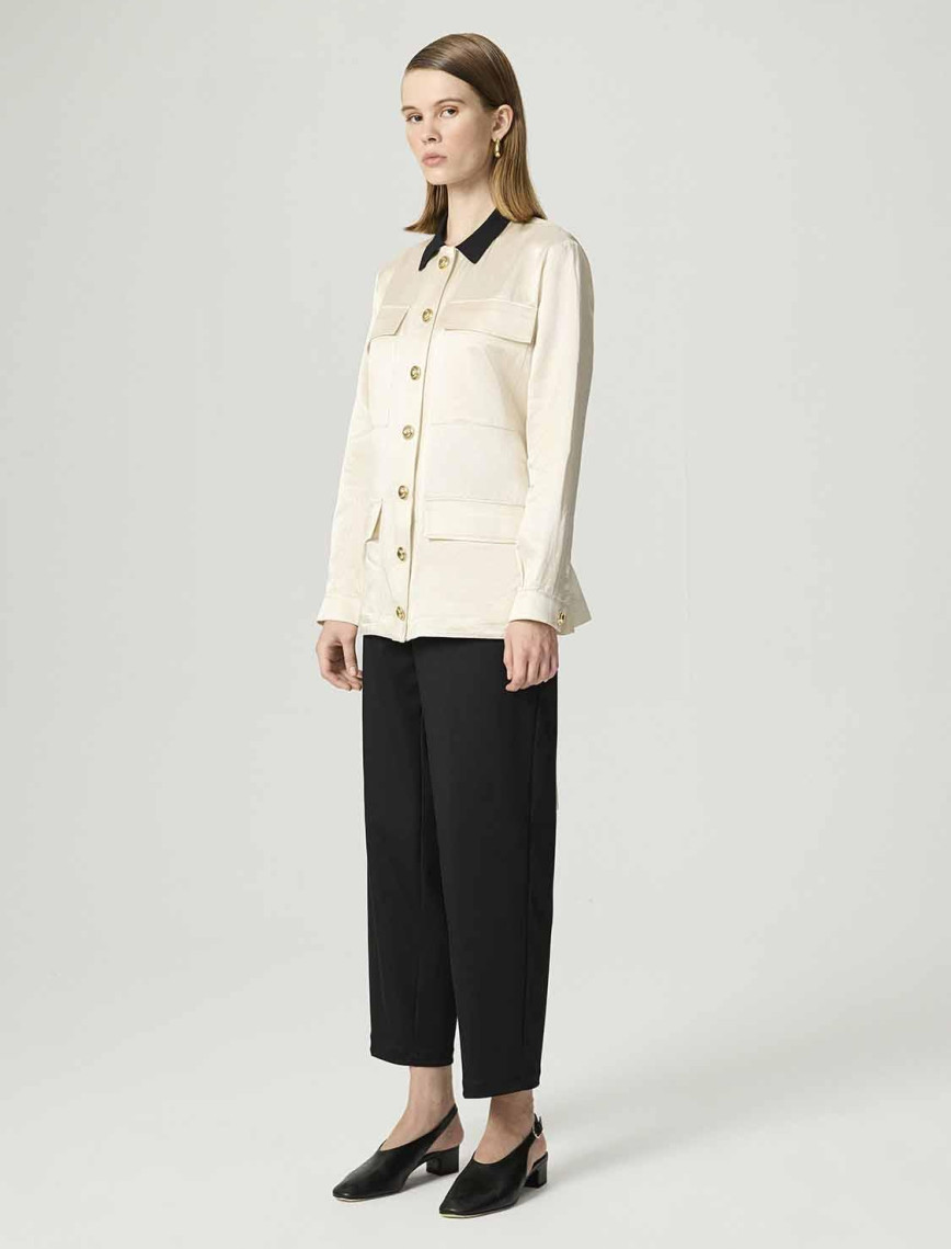 Gold Düğme Aksesuarlı Ceket Gold Düğme Aksesuarlı Ceket