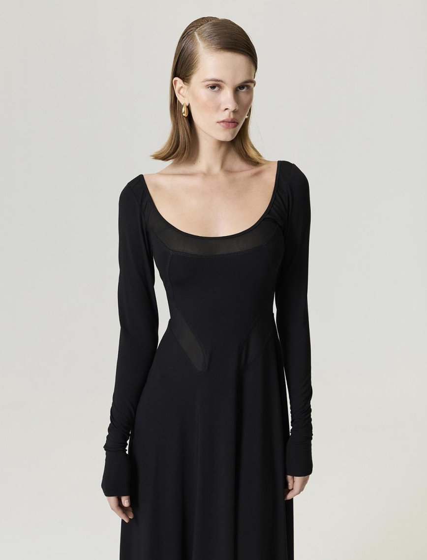 Transparan Detaylı Maxi Elbise