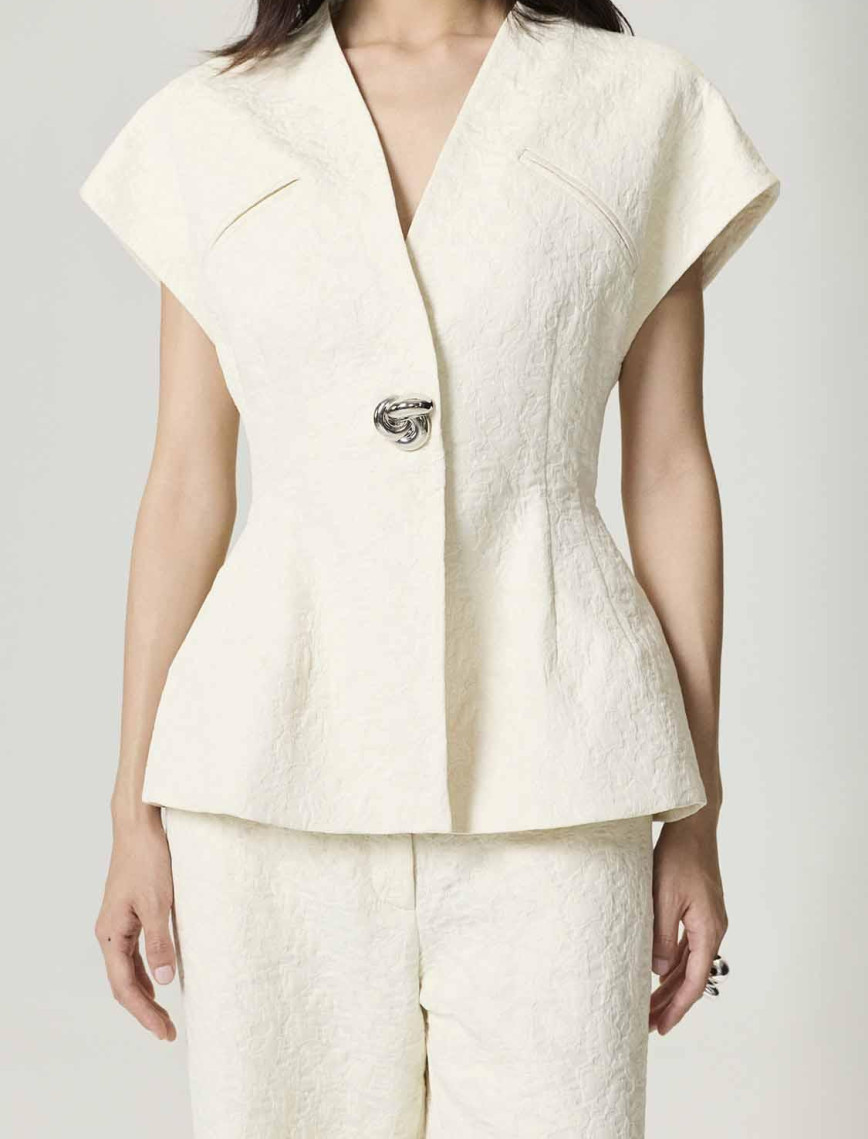 Aksesuar Detaylı Yelek Aksesuar Detaylı Yelek