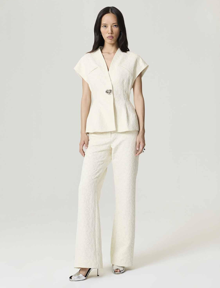 Aksesuar Detaylı Yelek Aksesuar Detaylı Yelek